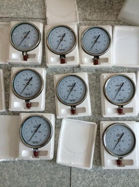 真空精密壓力表